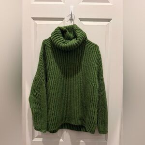 Women’s essentiel antwerp sweater green Fall 2021 Small